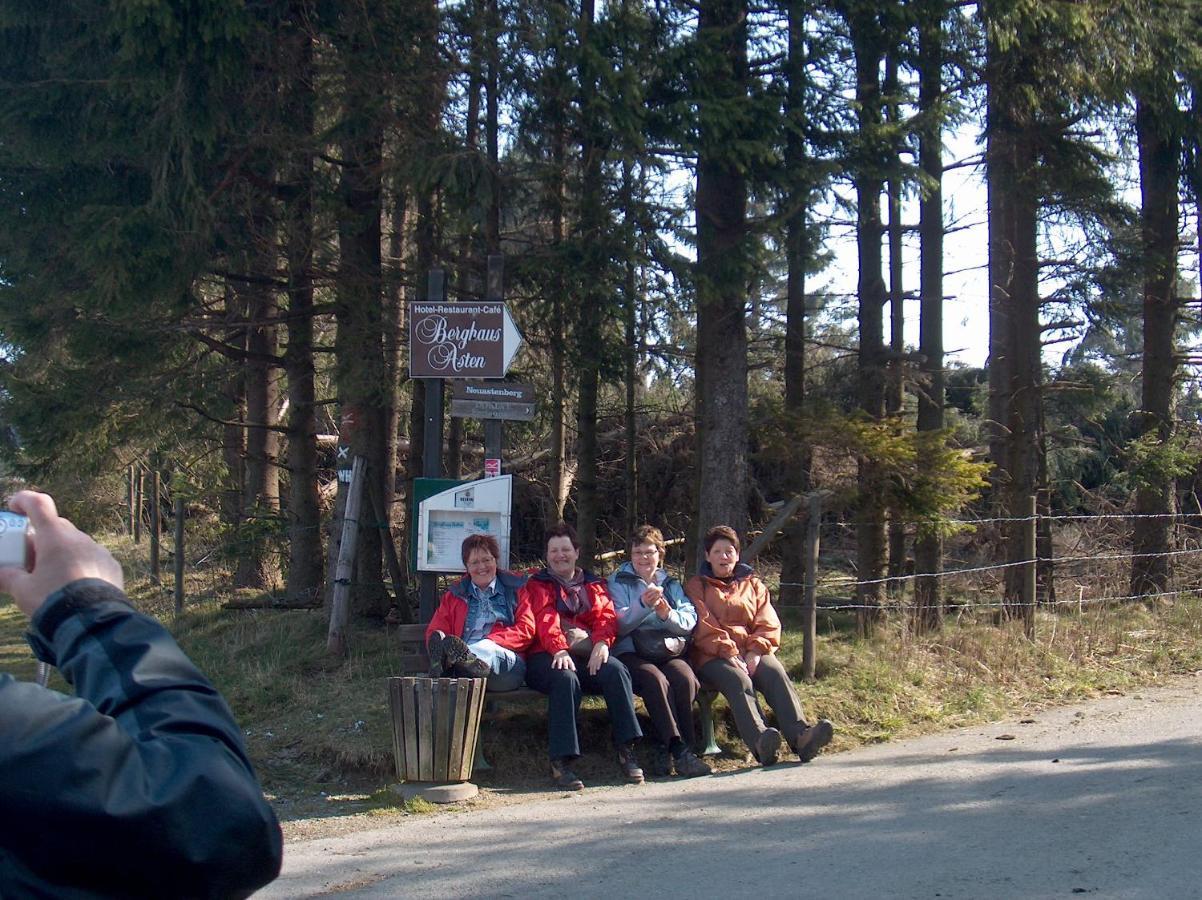 Aussichtsbauernhofpension Hof Gretchens Winterberg Exteriör bild